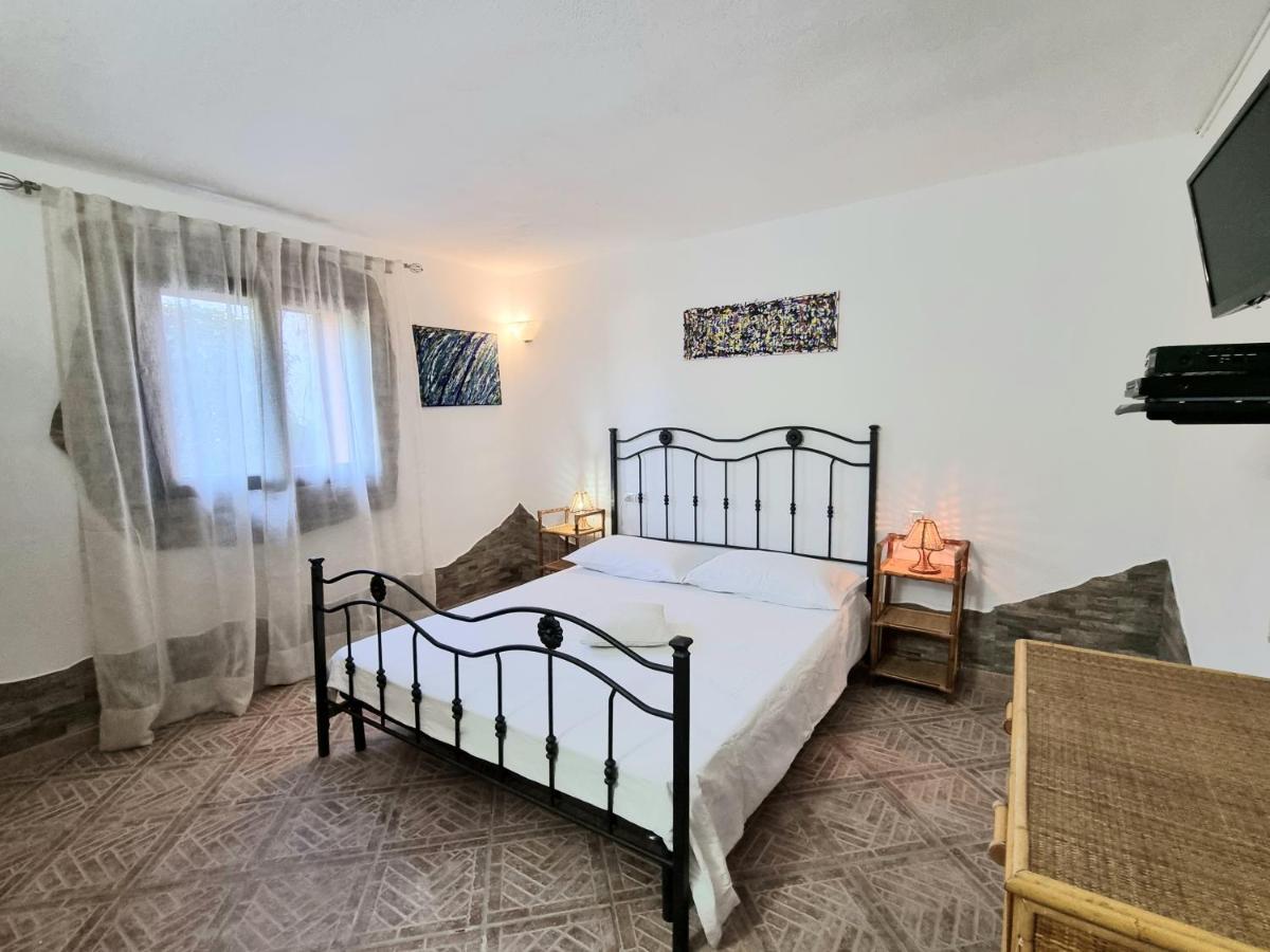 *Appartamento Con Ampia Veranda Vicino Al Mare * Porto San Paolo  Dış mekan fotoğraf